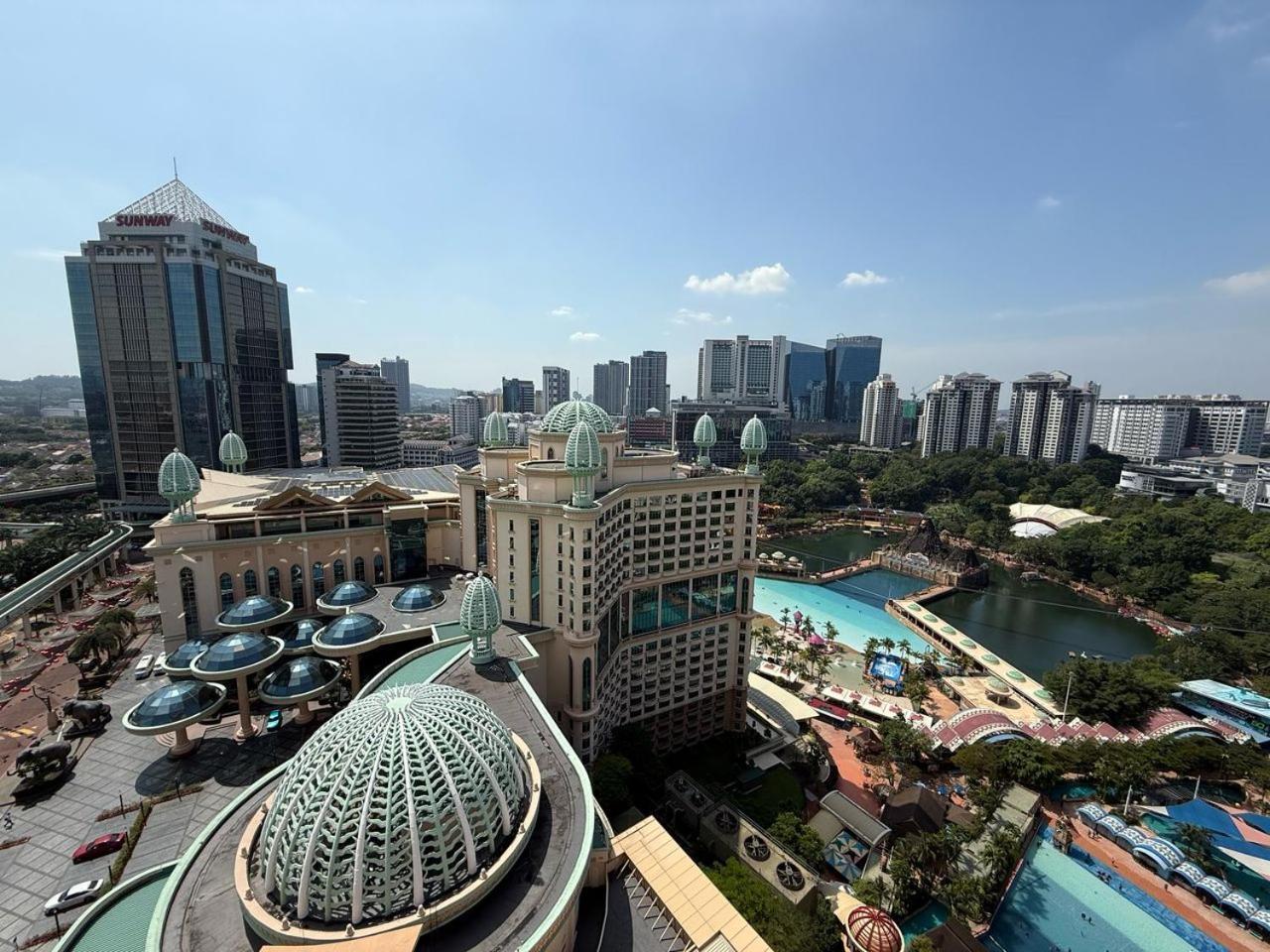 Raintree Home Resort Suites At Bander Sunway Pyramid Hotel Tower Petaling Jaya Buitenkant foto